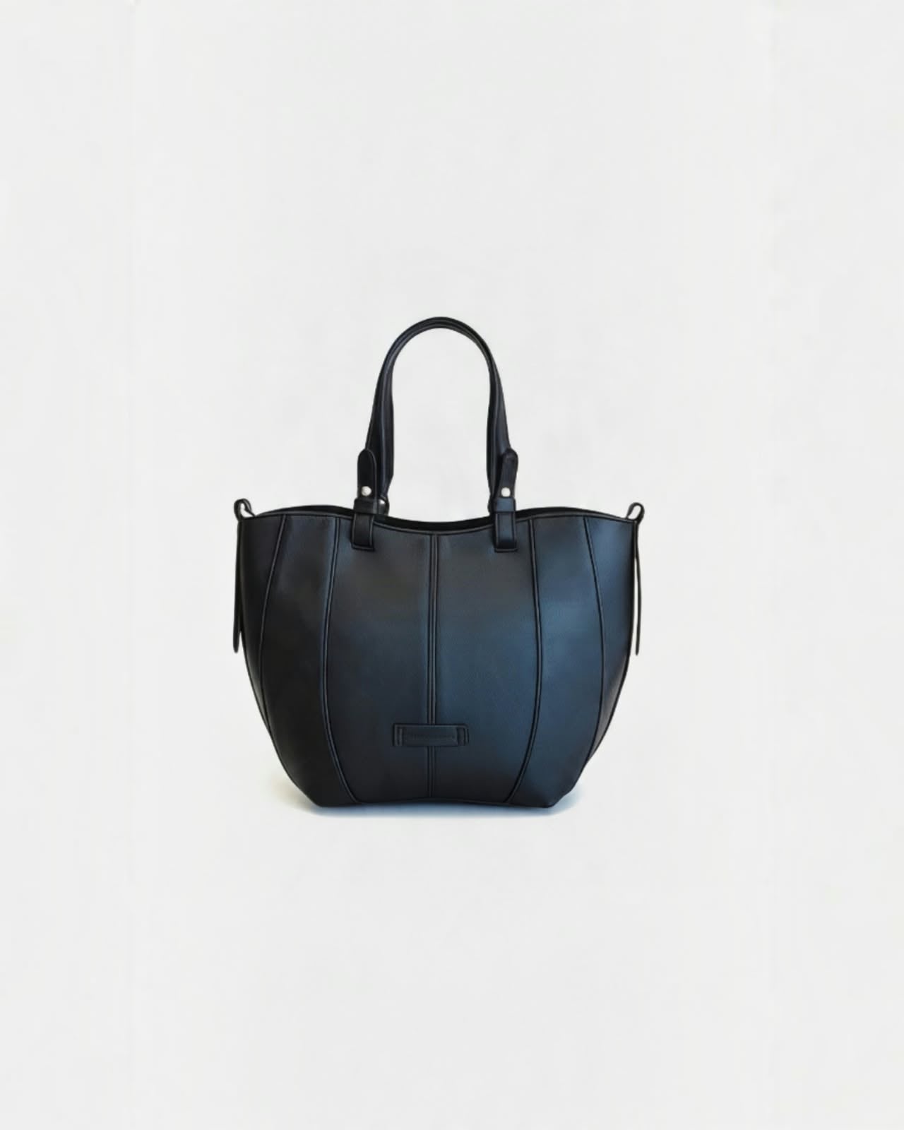 BLACK HANDBAG