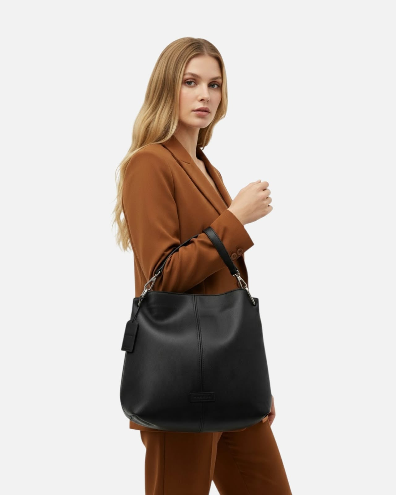 BLACK LEATHER HANDBAG