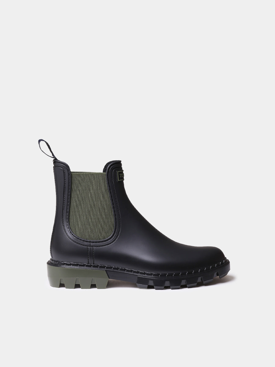 RAIN BOOT