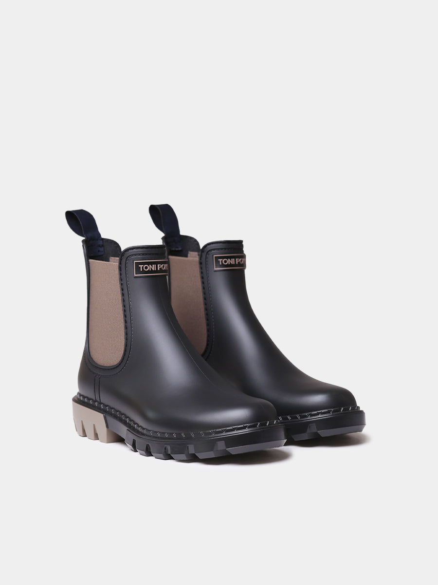 RAIN BOOT