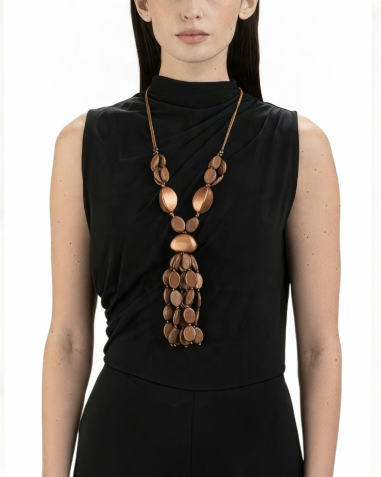 BROWN NECKLACE
