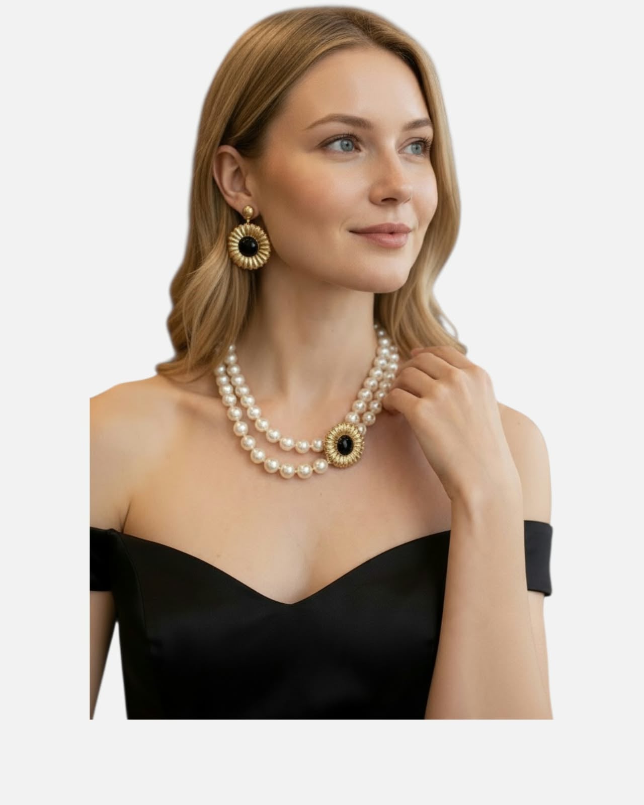 WHITE NECKLACE