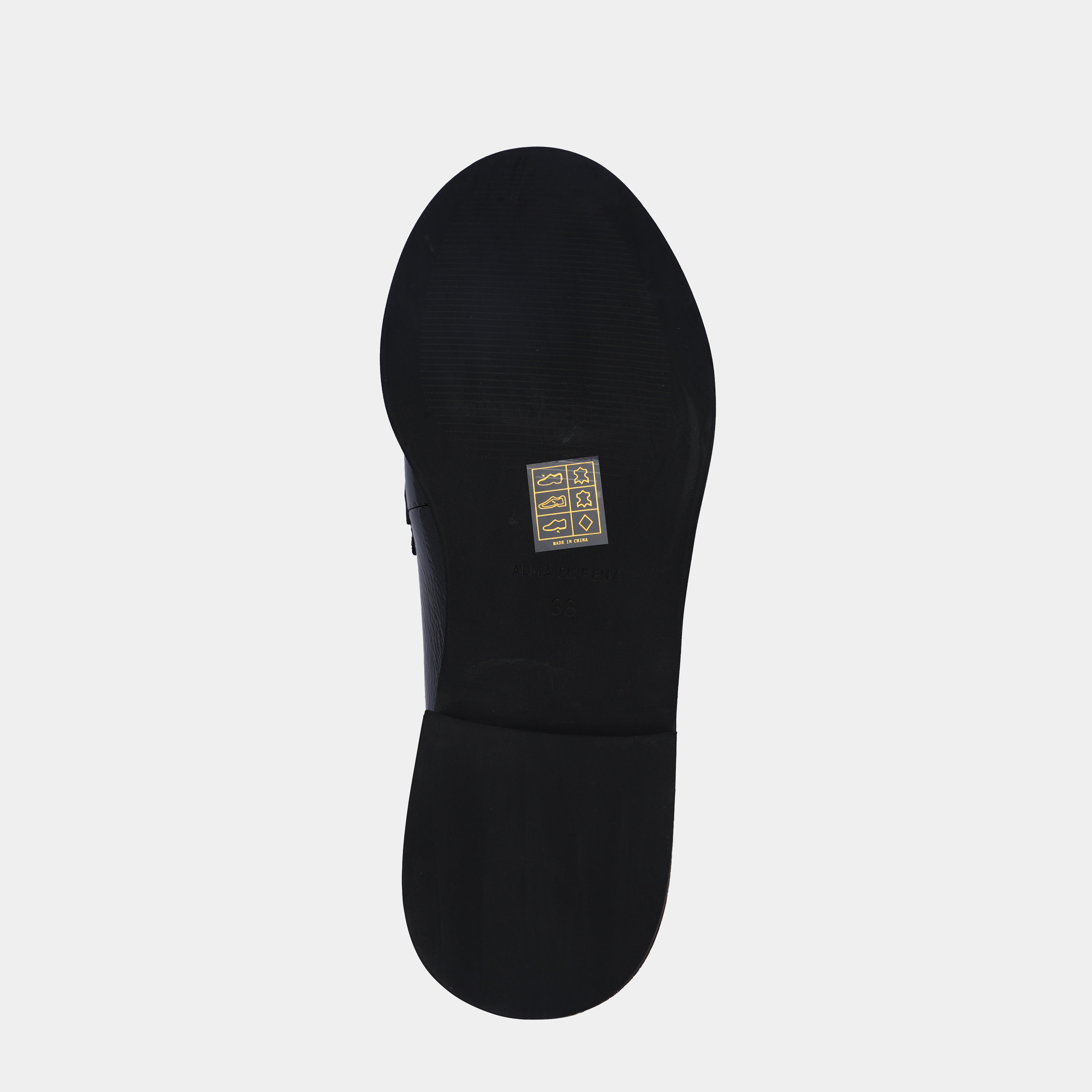 BLACK PATENT LOAFER