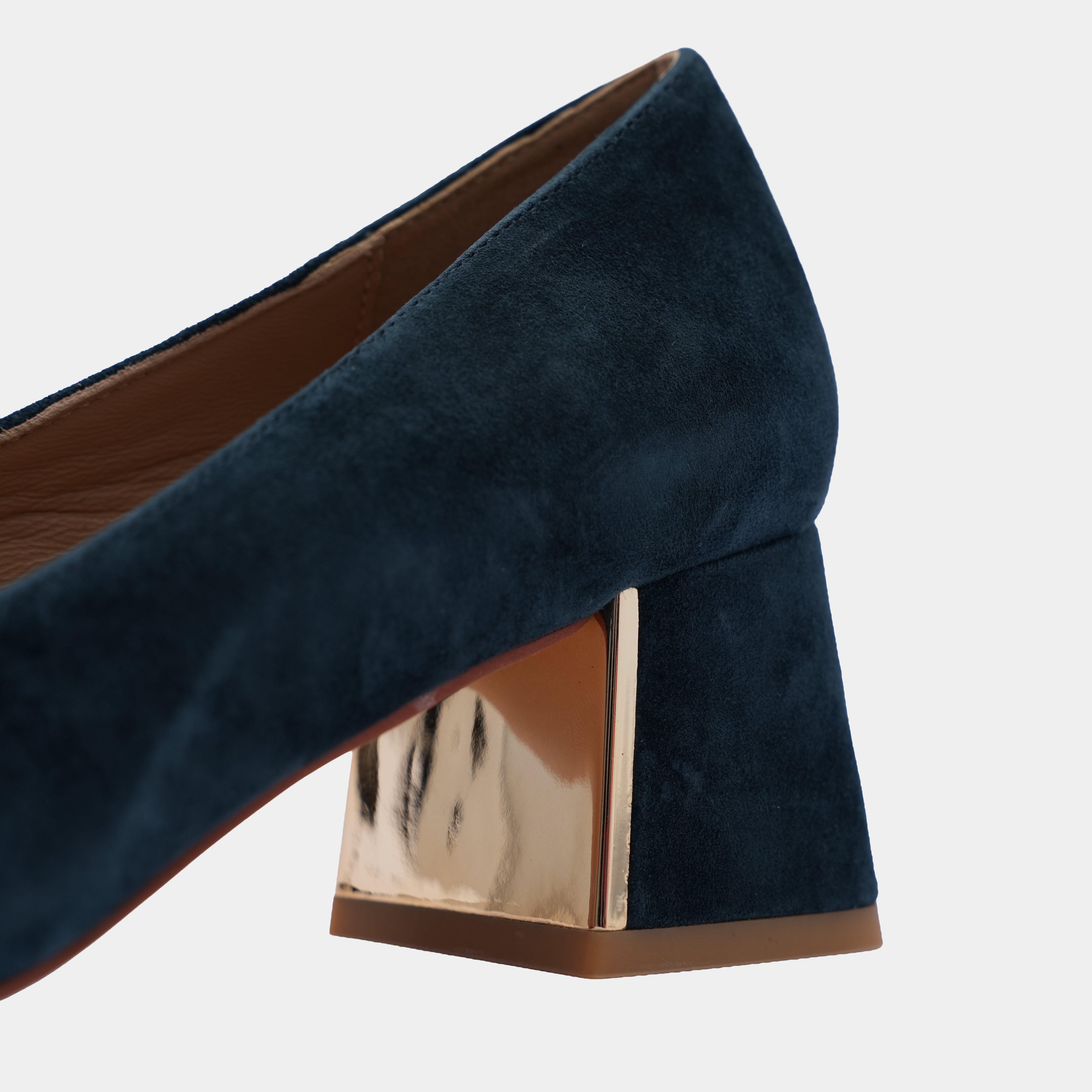 NAVY SUEDE HIGH HEELED SHOE