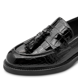 BLACK CROCO PATENT LOAFER