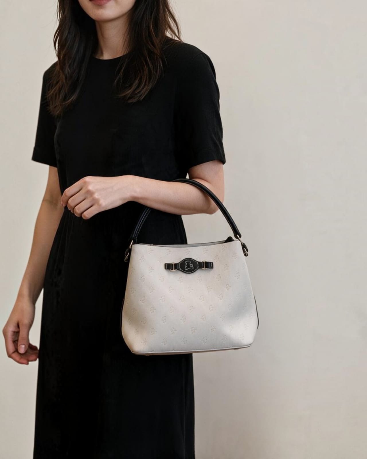 BEIGE HANDBAG